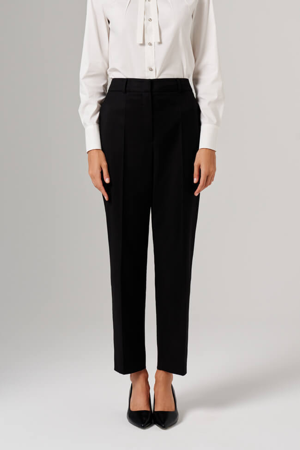 31102 Брюки женские (черный)