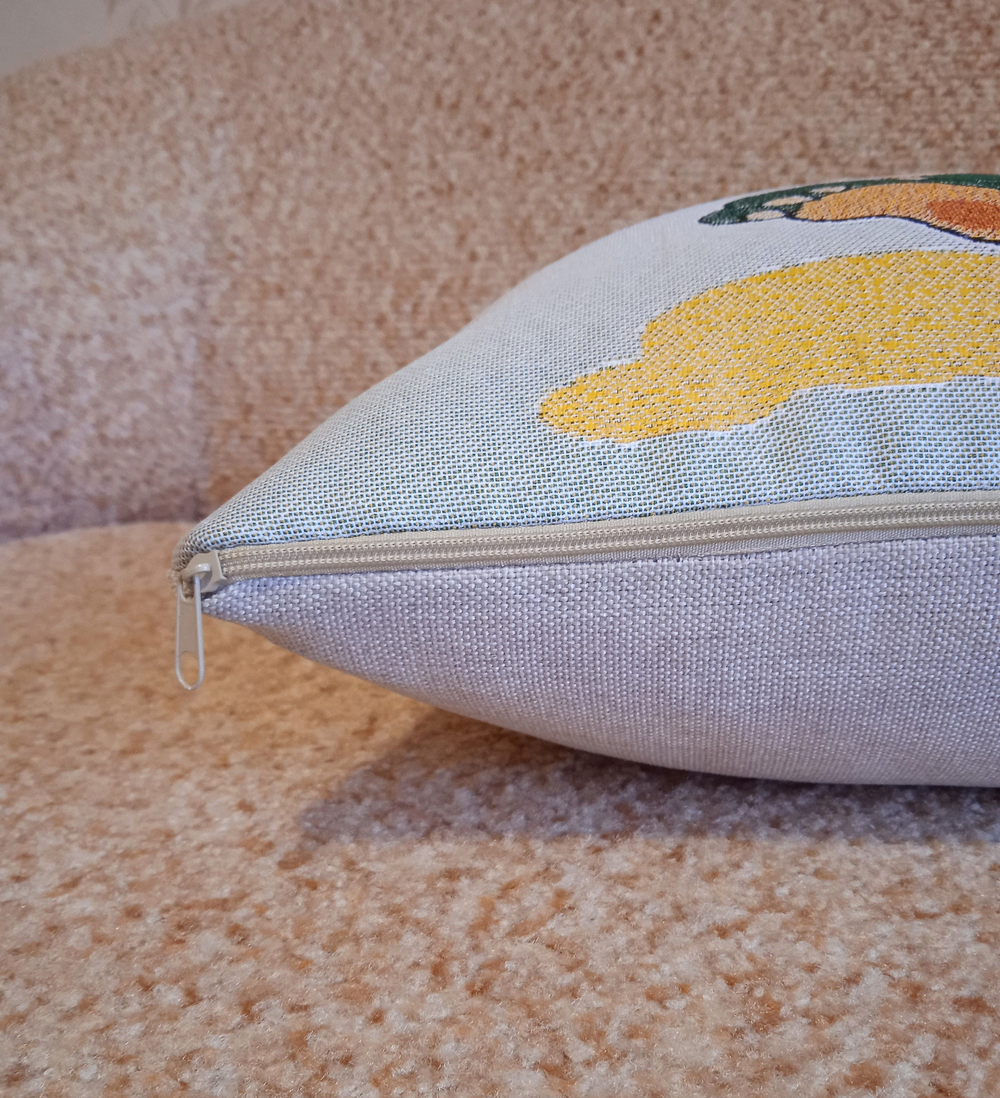 Декоративный гобеленовый чехол для интерьерной подушки Дракончик 38*38