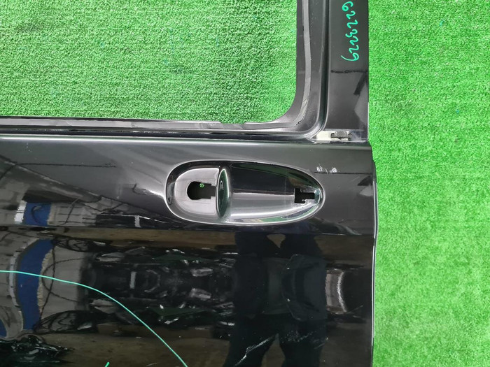 Дверь сдвижная правая Mercedes V w447 (2014-н.в.)