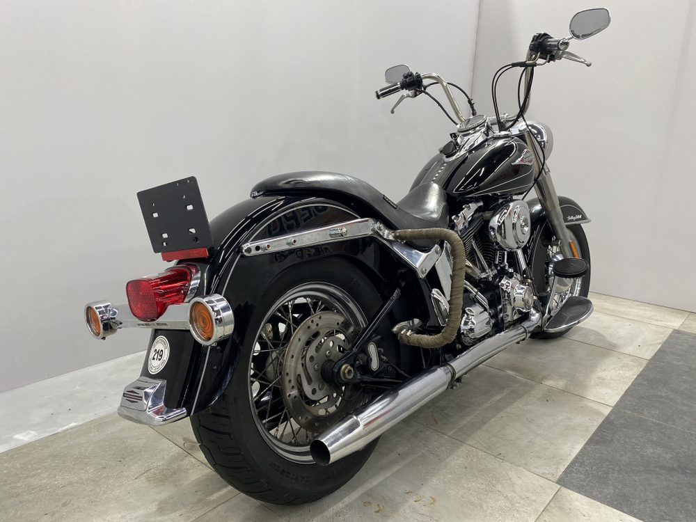Harley-Davidson Heritage FLSTC1580 2011