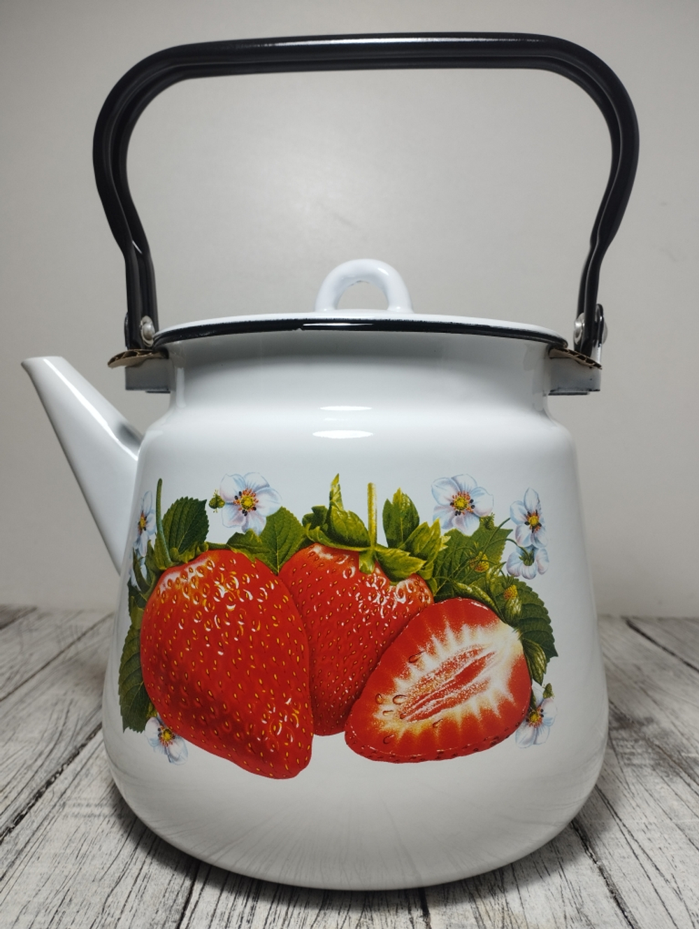 Чайник 3,5л с рисунком Клубника садовая белый 1с26с