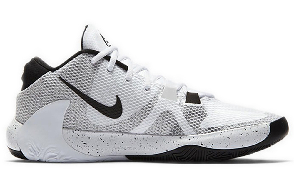 Кроссовки Nike Freak 1