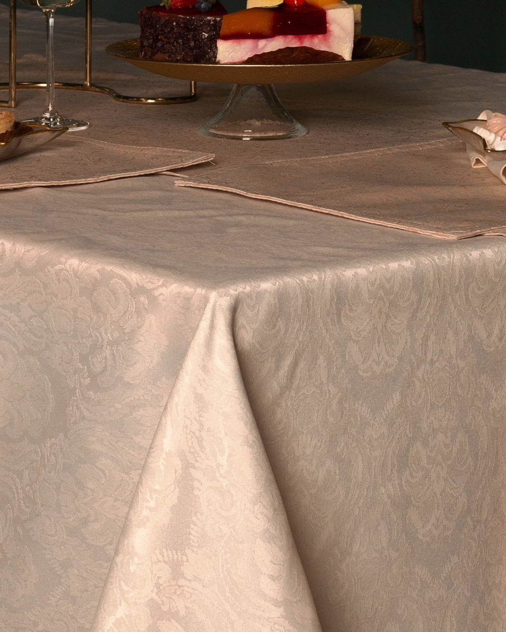 Скатерть 150х220 Sofi De MarkO Эллиада бежевая