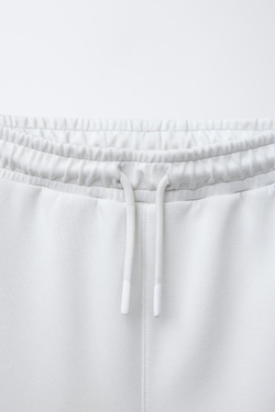 ZARA ШОРТЫ В СПОРТИВНОМ СТИЛЕ, ЭКРЮ