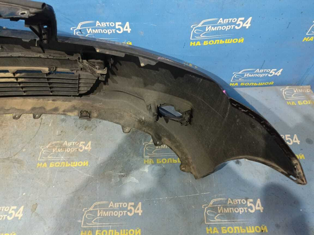 Бампер передний TOYOTA VITZ 2010-2014