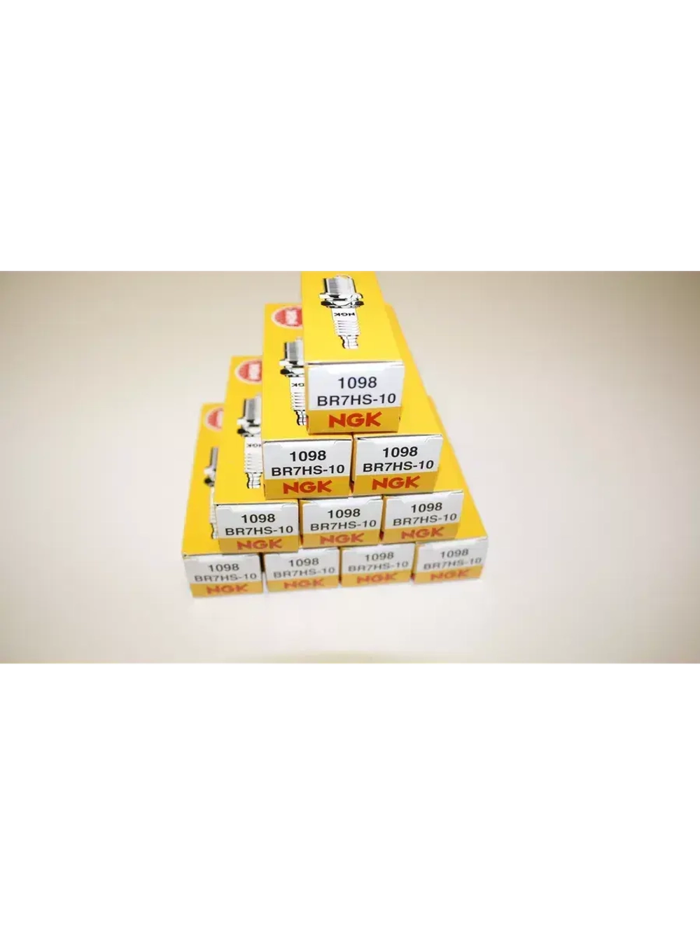 Комплект свечей BR7HS10 10шт