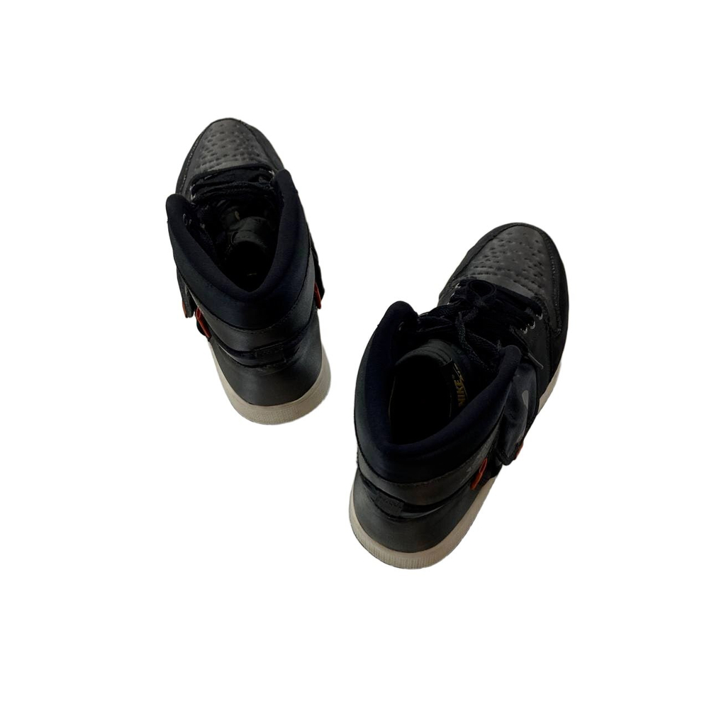 Кроссовки Air Jordan 1 Mid