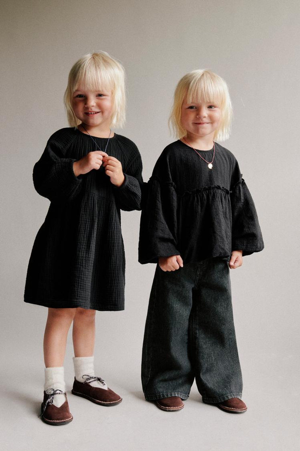 ZARA TIMELESS — ПЛАТЬЕ ИЗ МУСЛИНА, ЧЕРНЫЙ