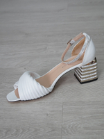 Босоножки женские LIANREZA 0685\597-0152-0414