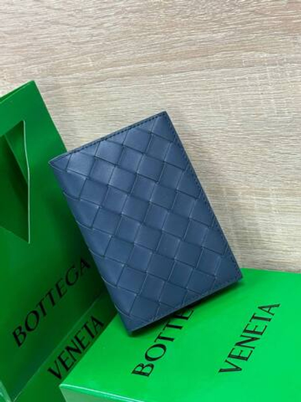 Обложка на паспорт Bottega Veneta