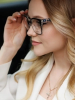 Пластиковая оправа для очков зрение