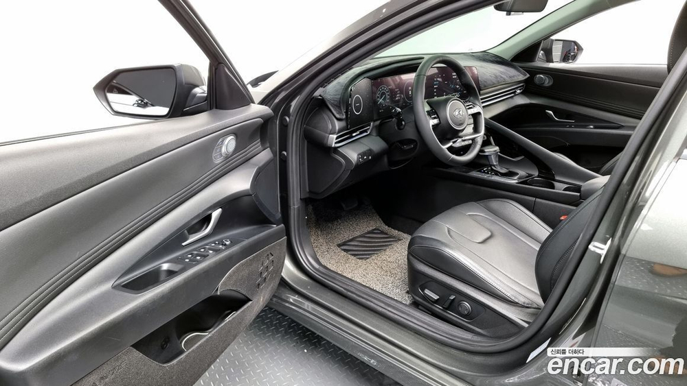 Hyundai Avante (CN7) 1.6 (04.2021)