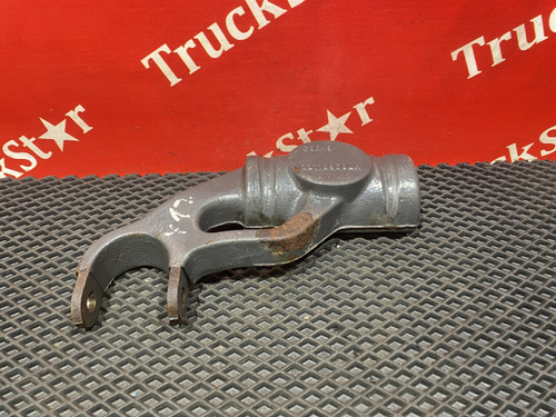 Кронштейн амортизатора переднего левого 2016г