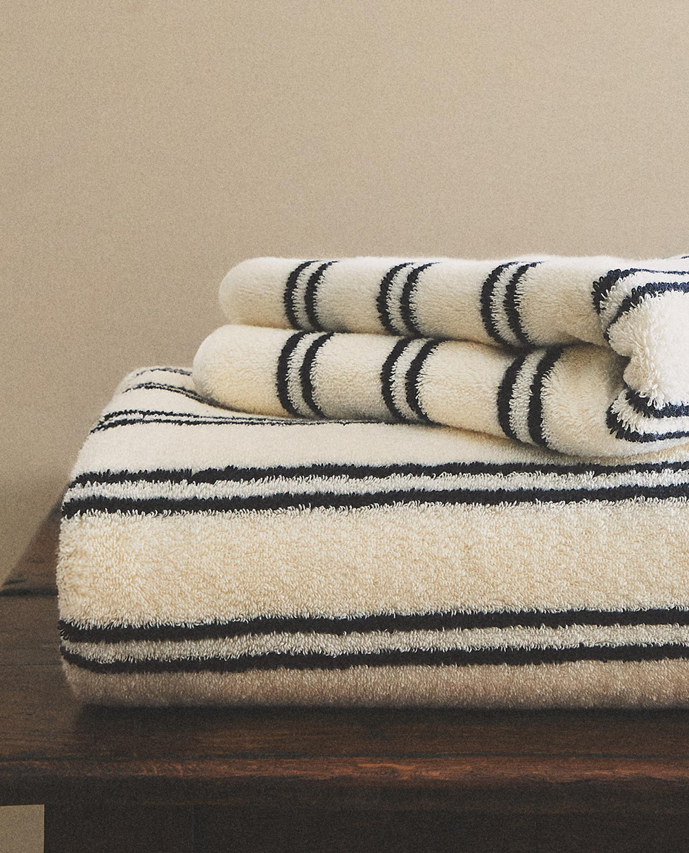 Zara Home Полотенце для лица и рук из хлопка, в полоску · 9547/013