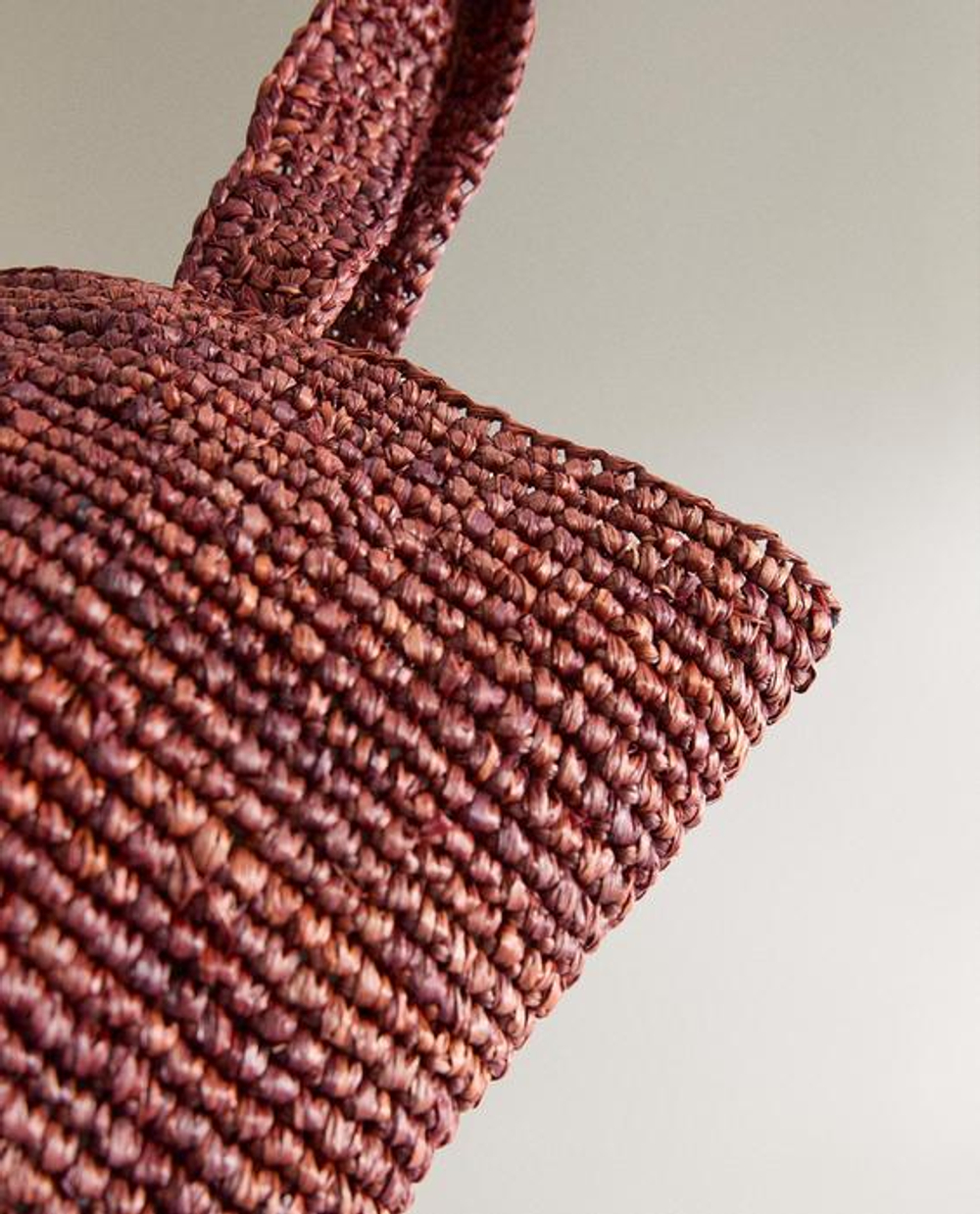 ZARA HOME СУМКА-ТОУТ ИЗ РАФИИ, БУРГУНДИ