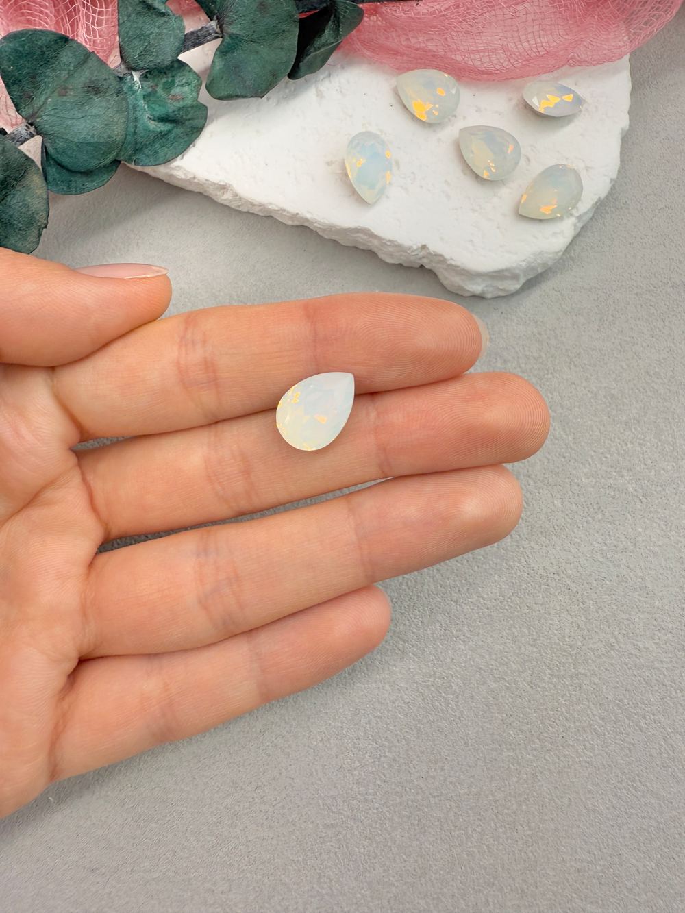 Капля Drop 14*10 мм, White opal