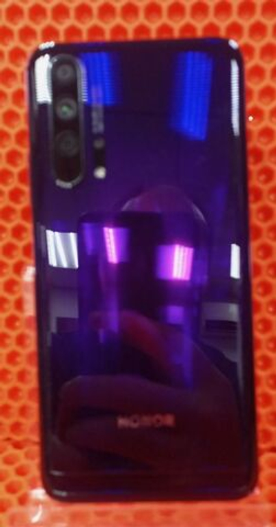 Смартфон HONOR 20 Pro 256ГБ