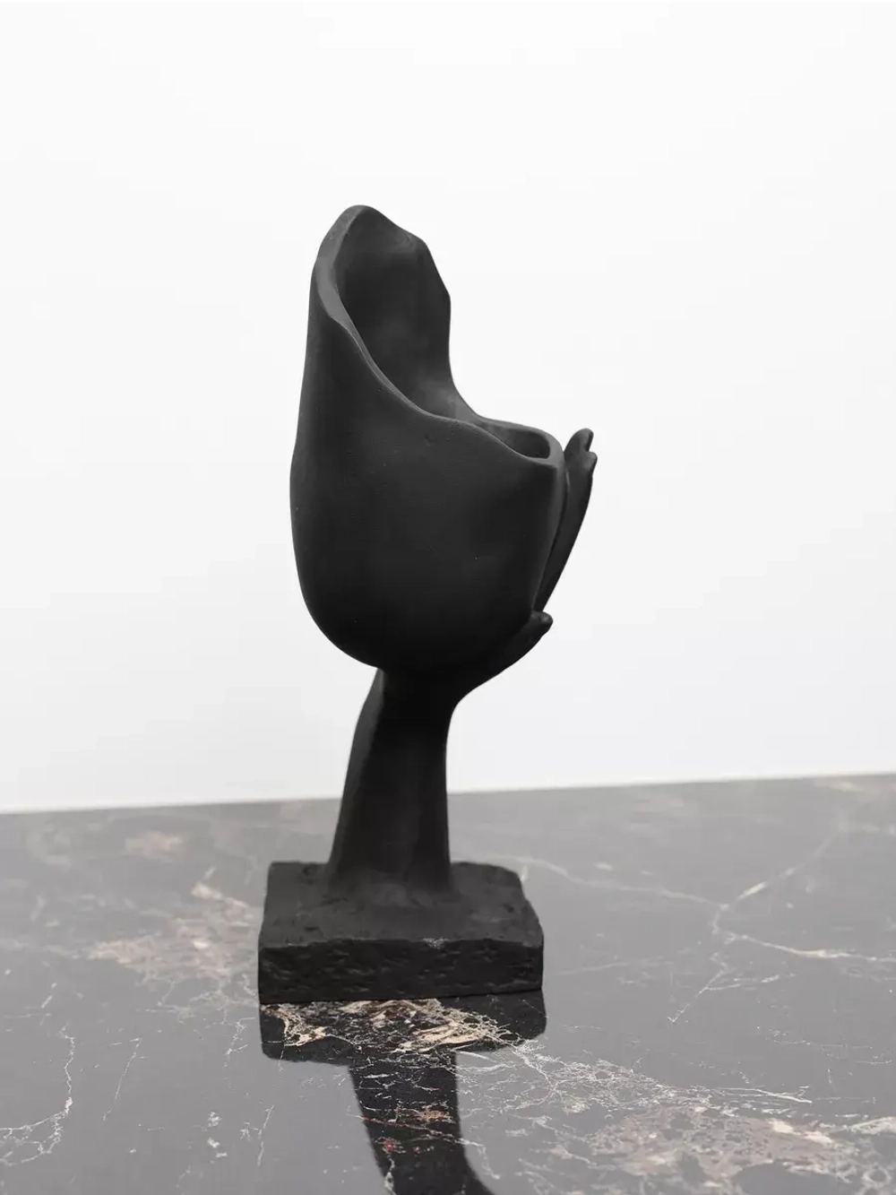 Кашпо - Ваза - Скульптура - Органайзер Мия 30см