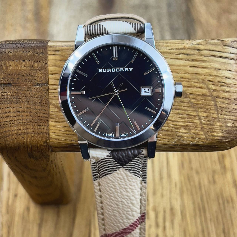 Часы Burberry