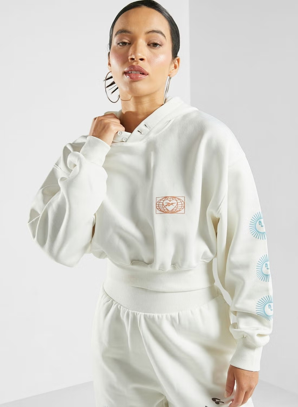 Толстовка женская REEBOK GOOD VIBES HOODIE