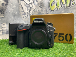 Nikon D750 281.000 кадров