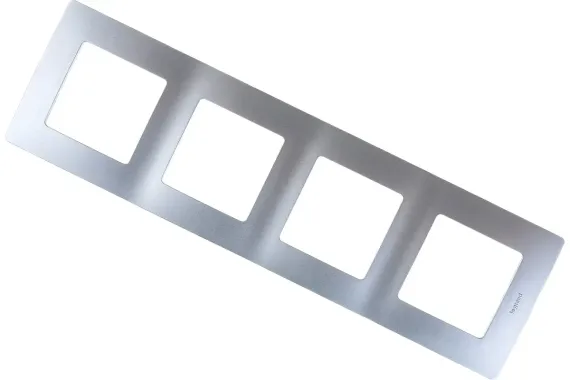 Рамка Legrand Etika 4-постовая алюминий 25624