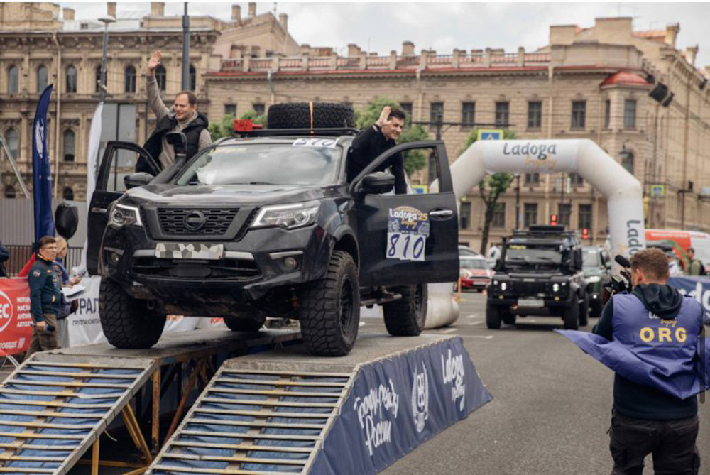 Oting Paladin / Nissan Terra лифт-комплект регулируемой подвески +2" STR ST9000