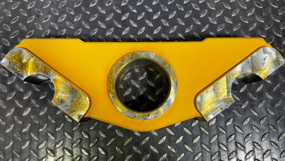 Каретка (балансир опорного катка) 6T-1382