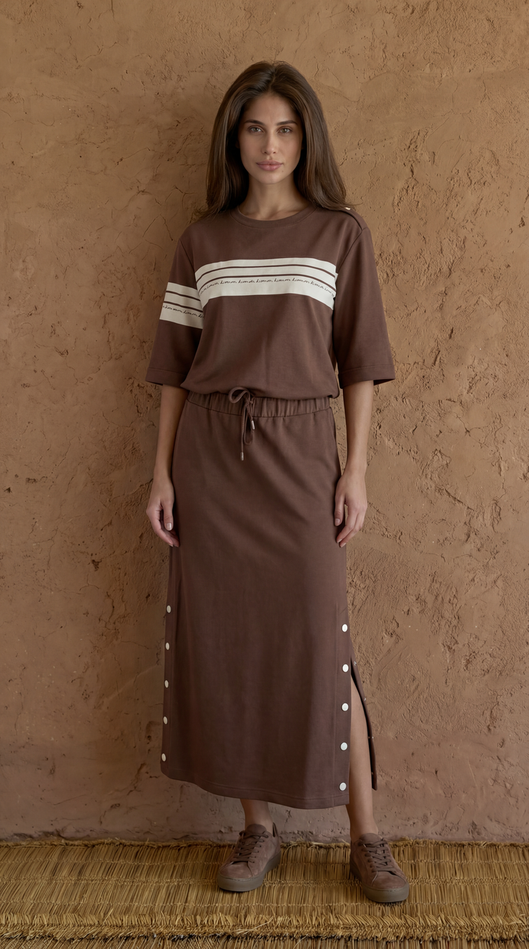 Костюм с юбкой casual