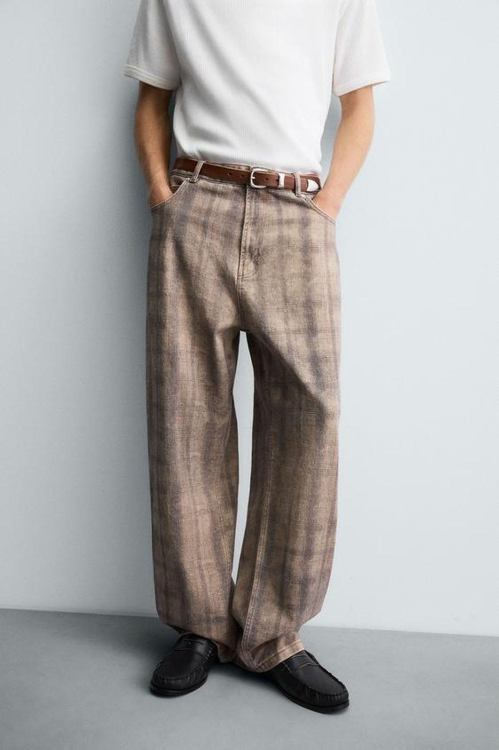 ZARA ДЖИНСЫ BAGGY FIT, С ПРИНТОМ