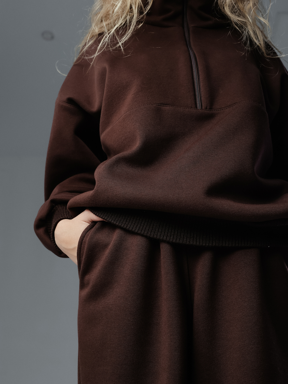 Свитшот с молнией шоколадного цвета unisex