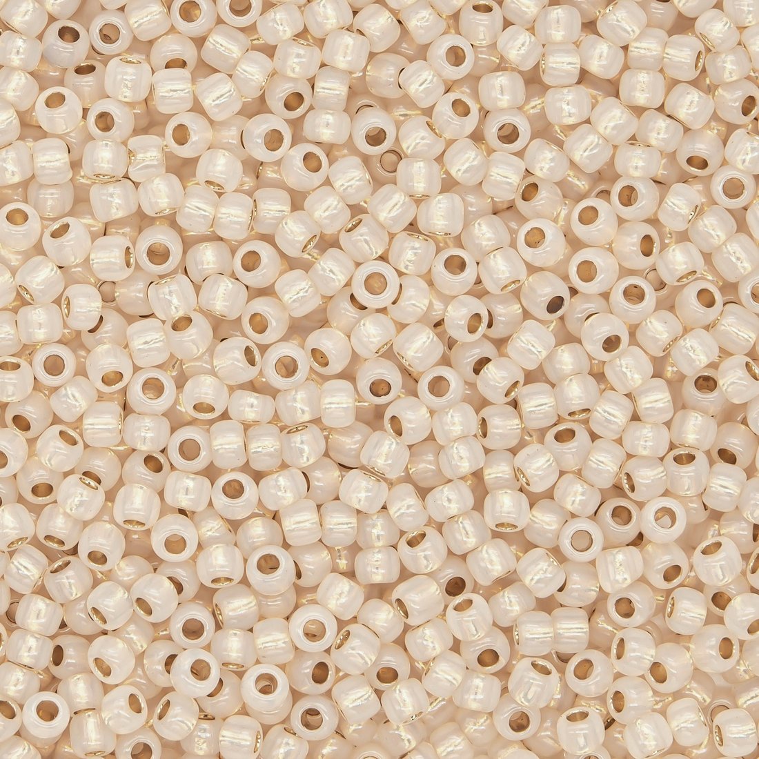 Японский бисер TOHO Round 11/0 (№751), с внутренним покрытием золотом 24K, прозрачный