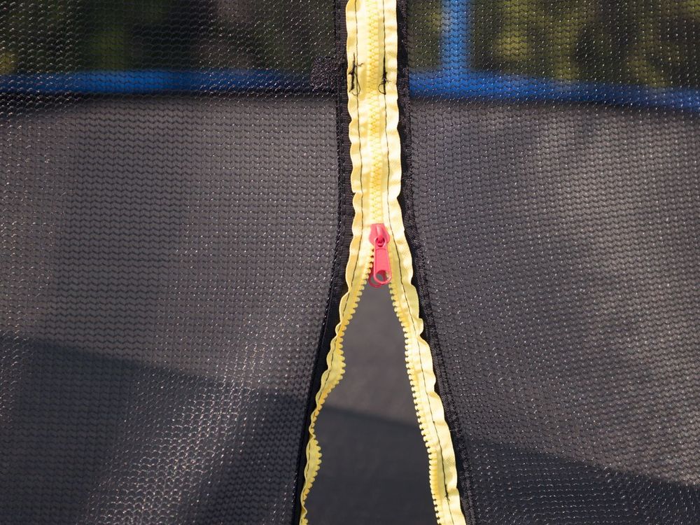 Батут "Winner Classic" (12 футов, верхняя + нижняя защитные сетки и лестница в комплекте)