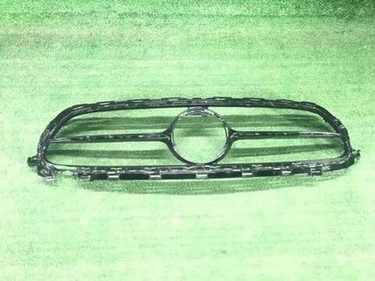 Накладка решетки радиатора Mercedes E W213 (20-23)