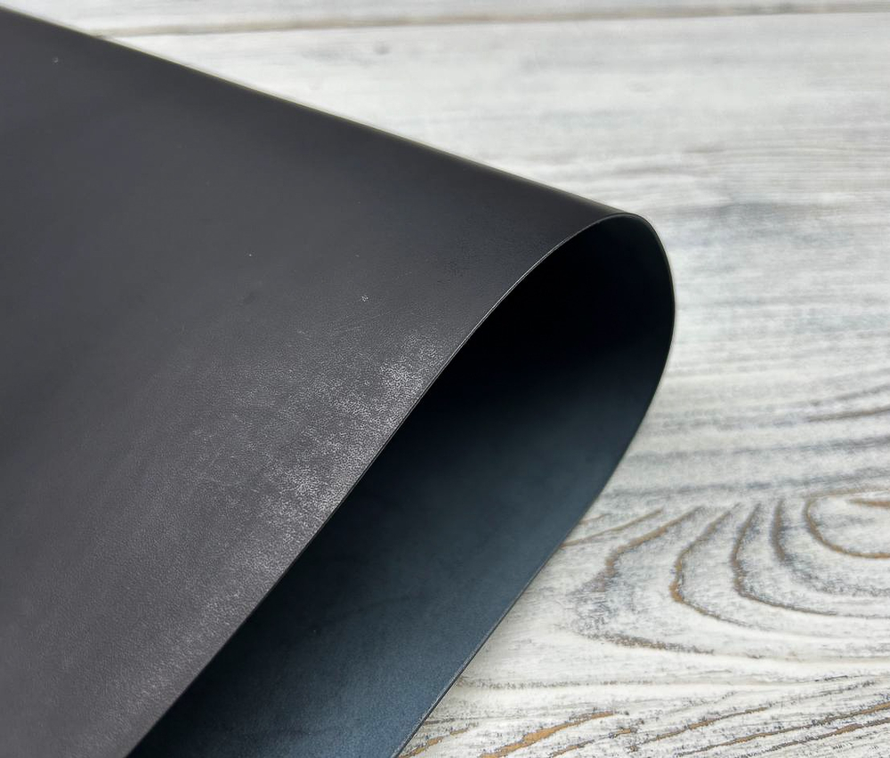 Черная натуральная кожа из Италии для портмоне для начинающих