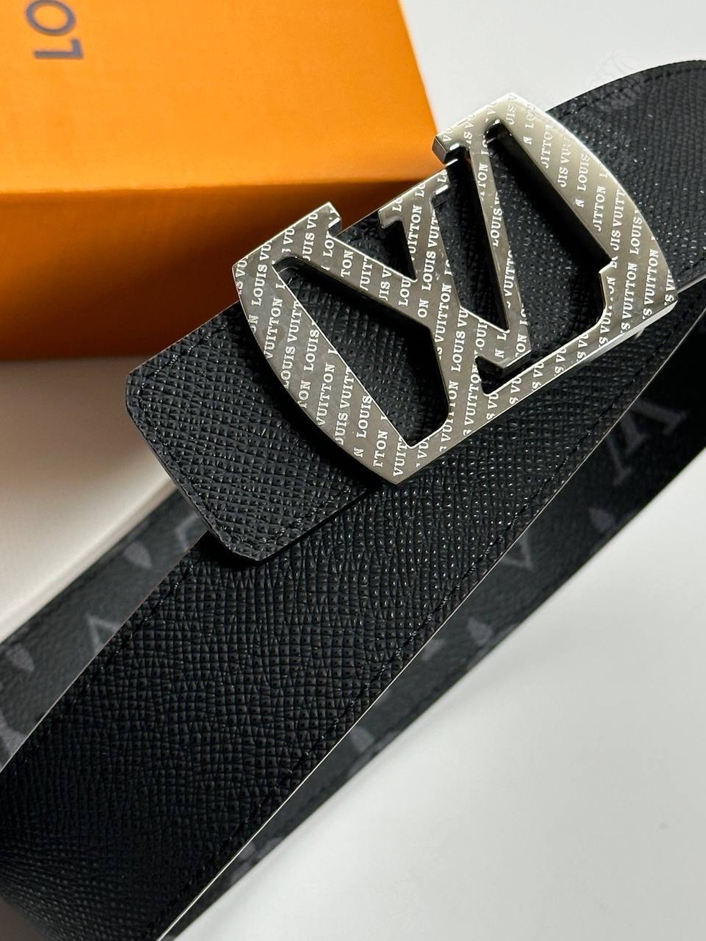 Двухсторонний ремень Louis Vuitton