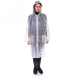 Дождевик-плащ 120 Мкрн 115*65см «Единороги» с капюшоном и завязками, на кнопках, р-р M ДоброСад