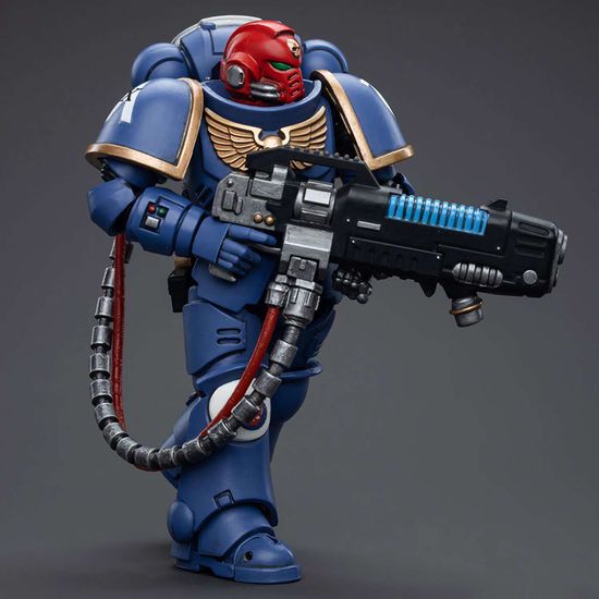 Фигурка Warhammer 40K Ultramarines Hellblasters Sergeant Ulaxes 1:18