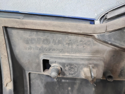 Молдинг задней левой двери Audi Q7 (2) Б/У Оригинал 4M0853969B