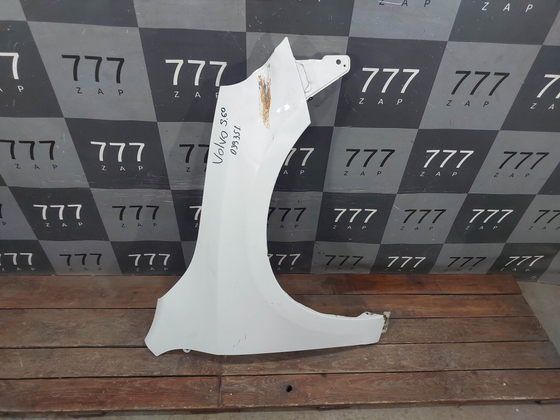 Крыло переднее правое Volvo S60 2 10-13 Б/У Оригинал 31352072