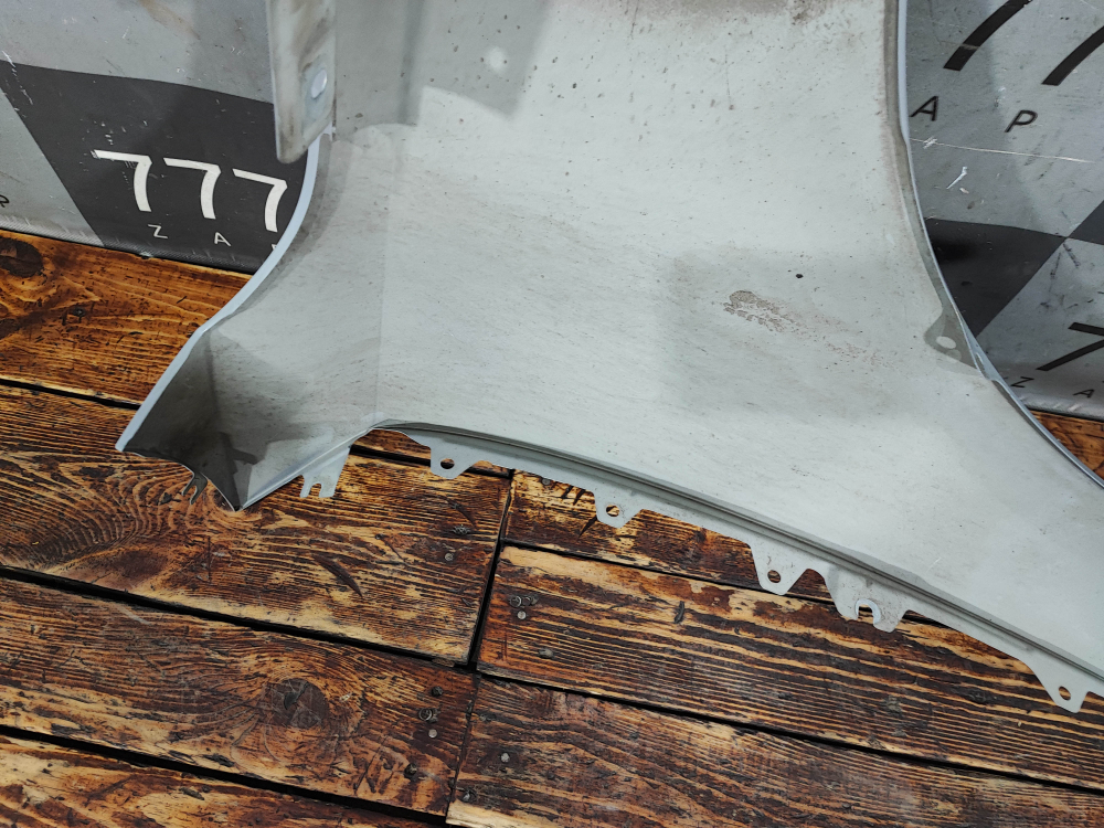 Крыло переднее левое Changan UNI-V 22-нв Б/У Оригинал C281F2701020100