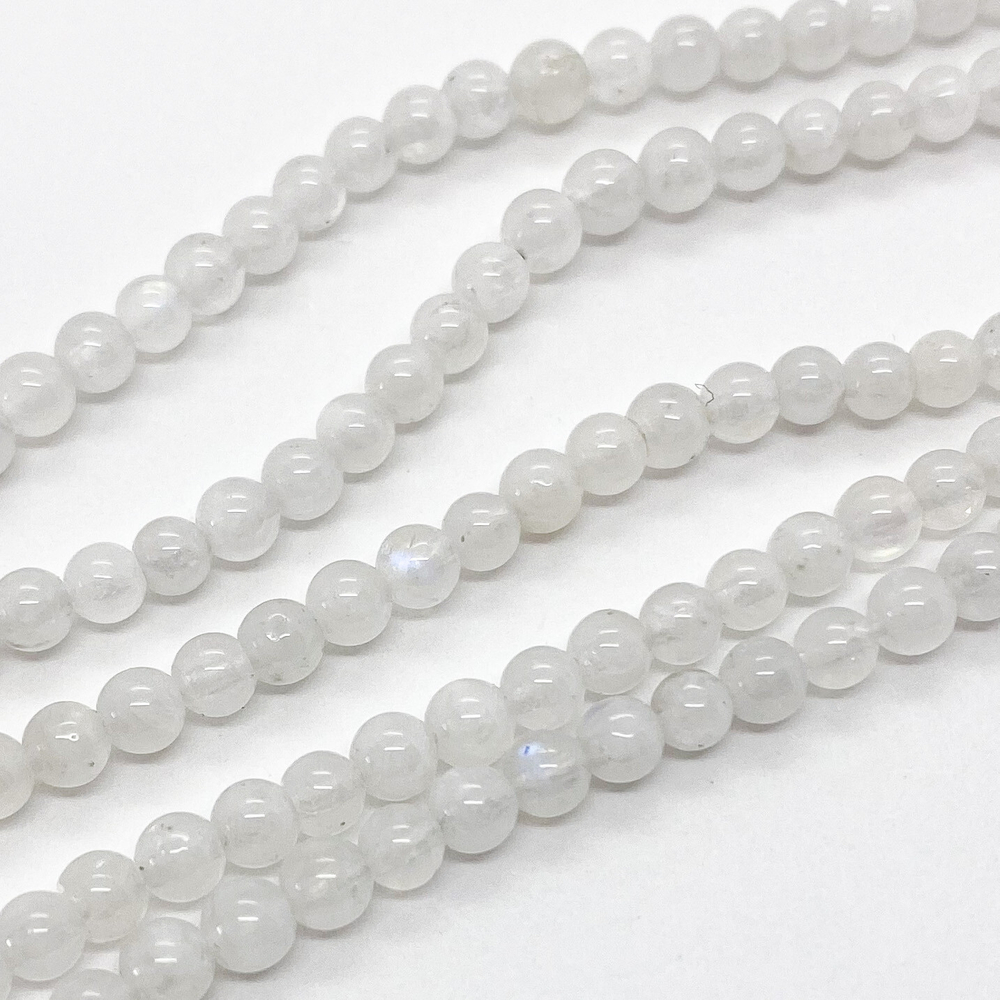 Бусины Лунный камень, диаметр 3,9-4,1 мм, цена за нить 38 см