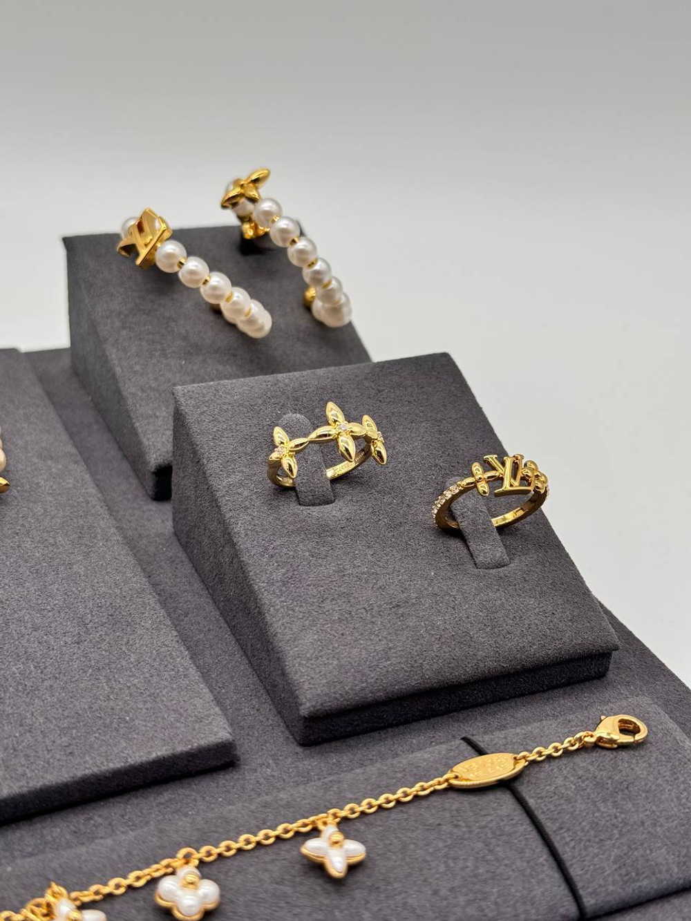 Браслет Louis Vuitton