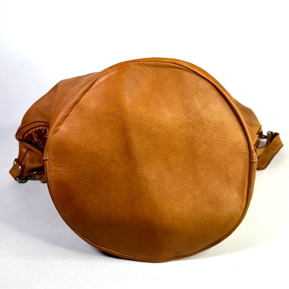 Женская большая плетеная сумка цвета whisky