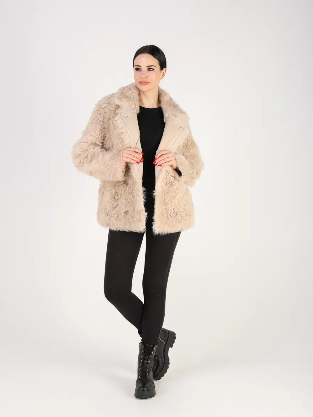 Дубленка зимняя шуба натуральная короткая