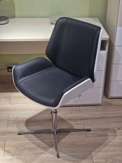 Кресло офисное 2388A 582045 Black color LEATHER