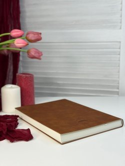 Блокнот А4 200л. (400страниц) без разлиновки Коричнево-желтый