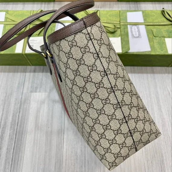 Сумка-тоут Gucci Ophidia GG среднего размера бежевый