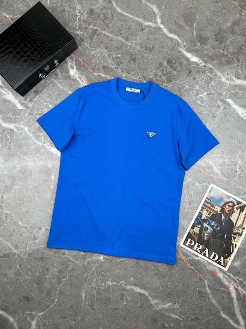 Футболка Prada