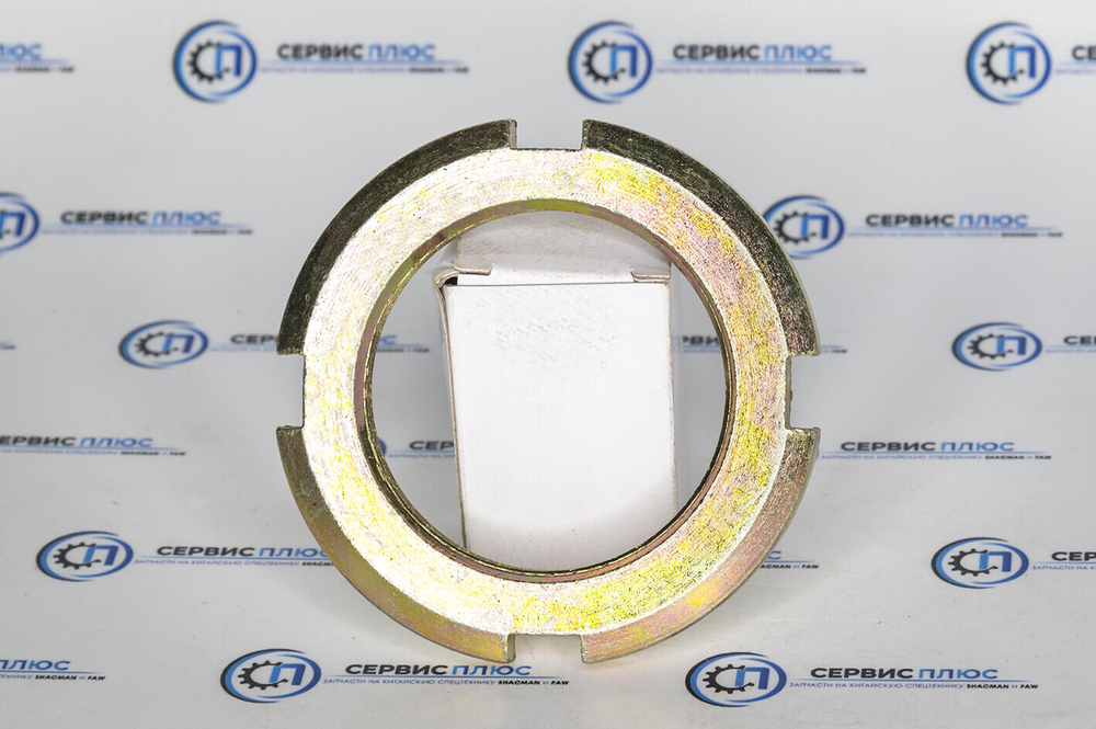 Гайка проходного вала J6 CQ39160